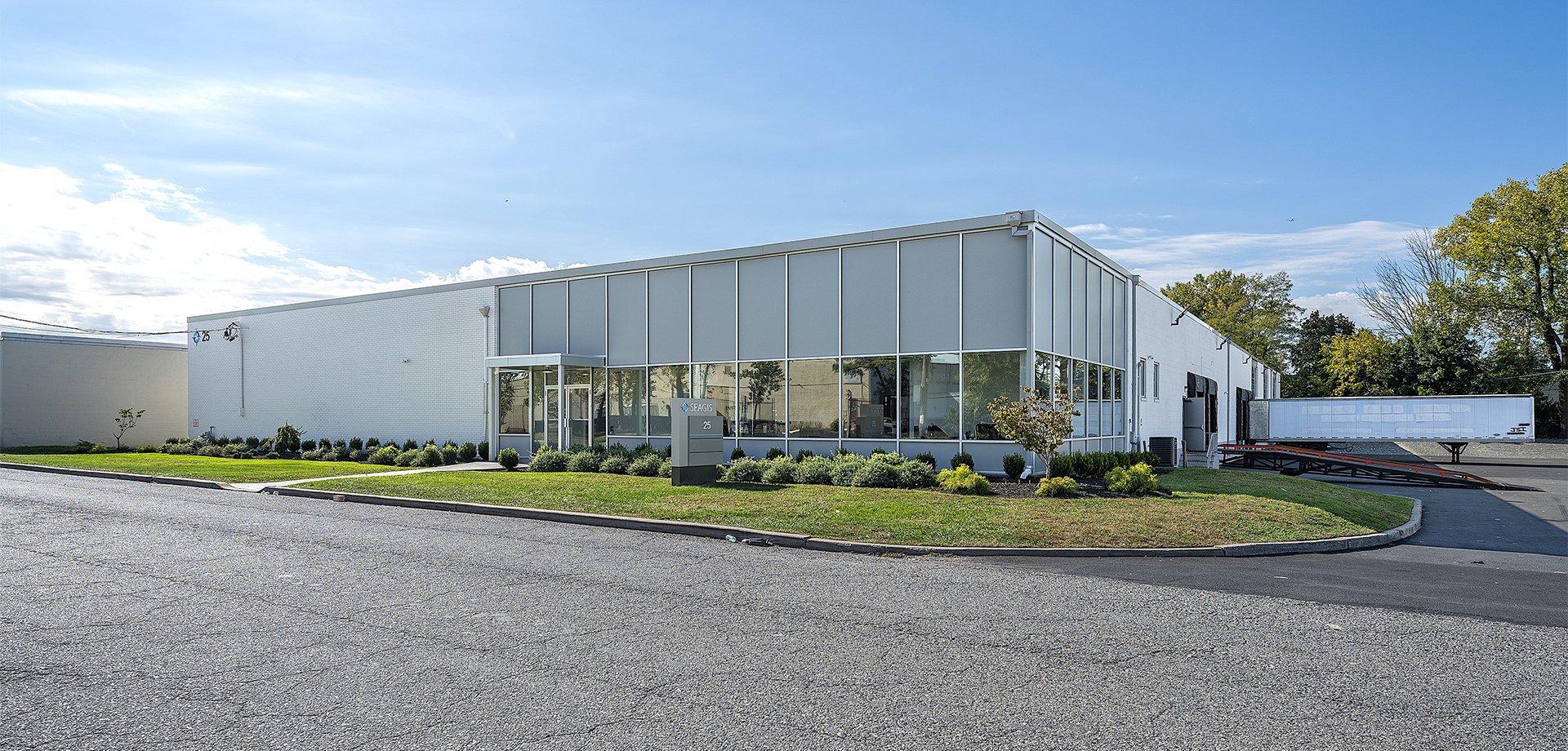 30,058 SF FOR LEASE